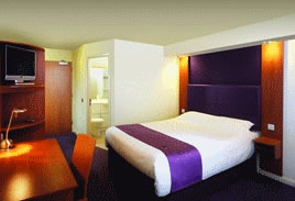 bedroom at premier inn Sheffield / Barnsley